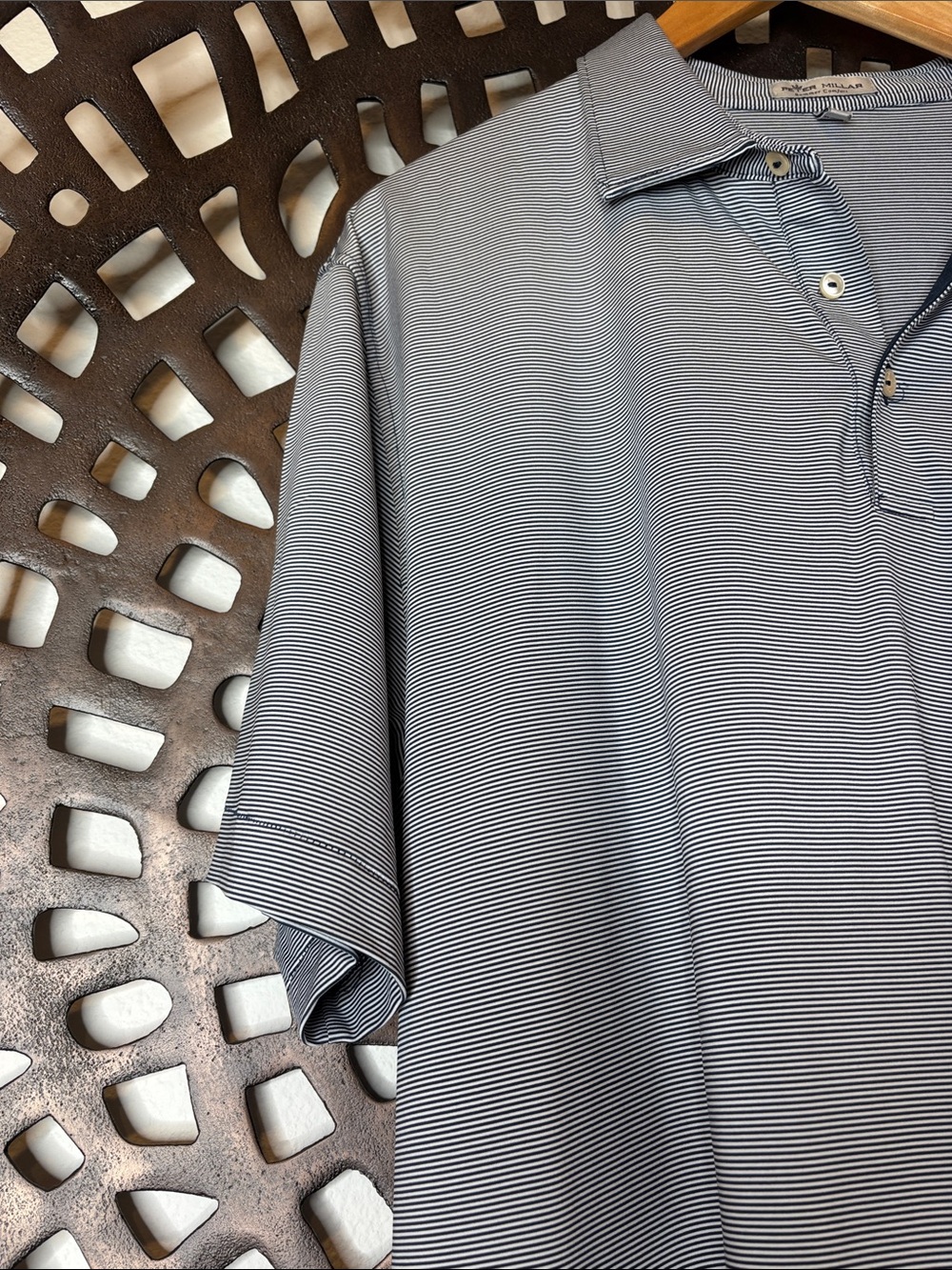 🩶 Peter Millar Men’s Golf Polo XL Blue Striped Performance Short Sleeve 🩶 - Picture 2 of 9